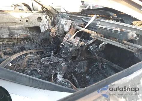 2016 Ford Mustang V6 z USA, uszkodzony, nr VIN 1FA6P8AM6G5225743